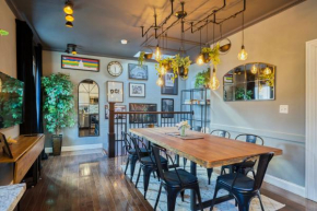 Capitol Stay - Unique Home with Private Movie Lounge!